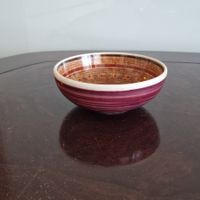 Vintage kleine griechische Schale, handgefertigt und bemalt