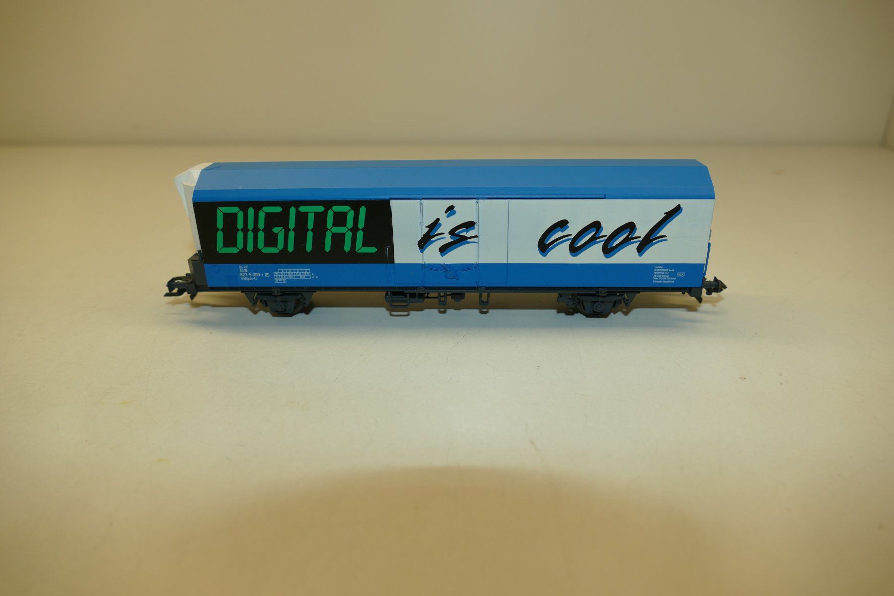 Roco Modelleisenbahnen: Roco H0: DB Kühlwagen Digital is cool – Neu (gemäss Beschreibung) aus Niederhasli von rail-duerst