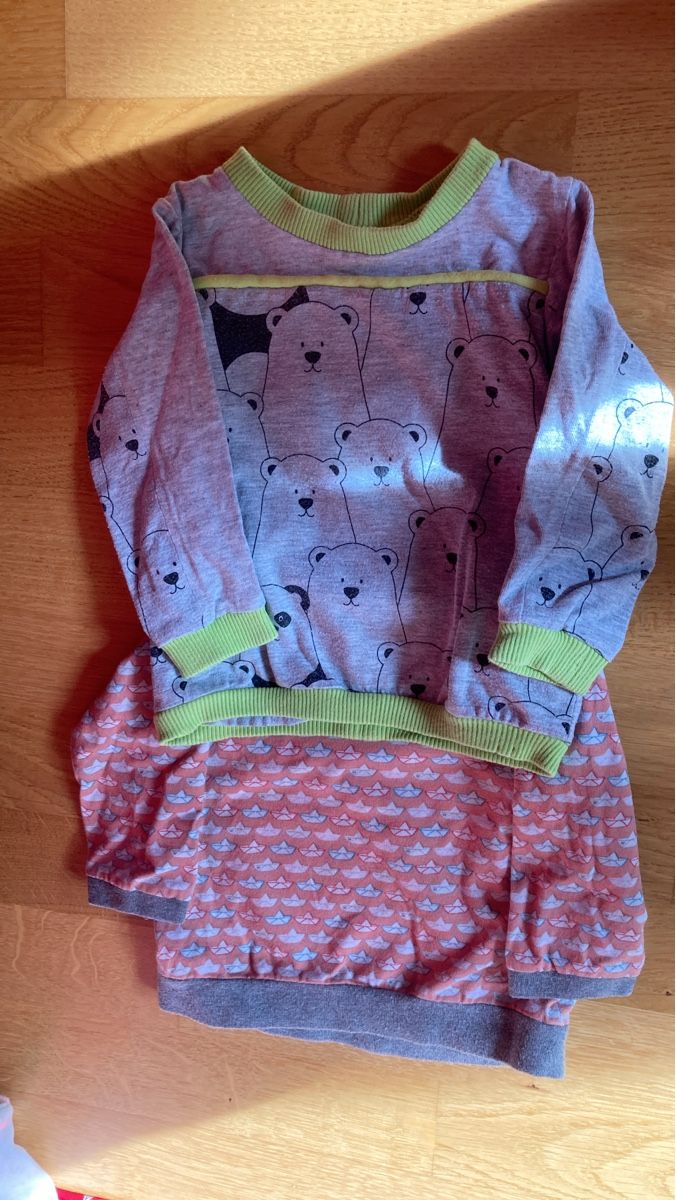 Lotti & Set di vestiti: Handmade Langarm Puli leicht gr 56 – Usato da Wettingen venduto da Nini54
