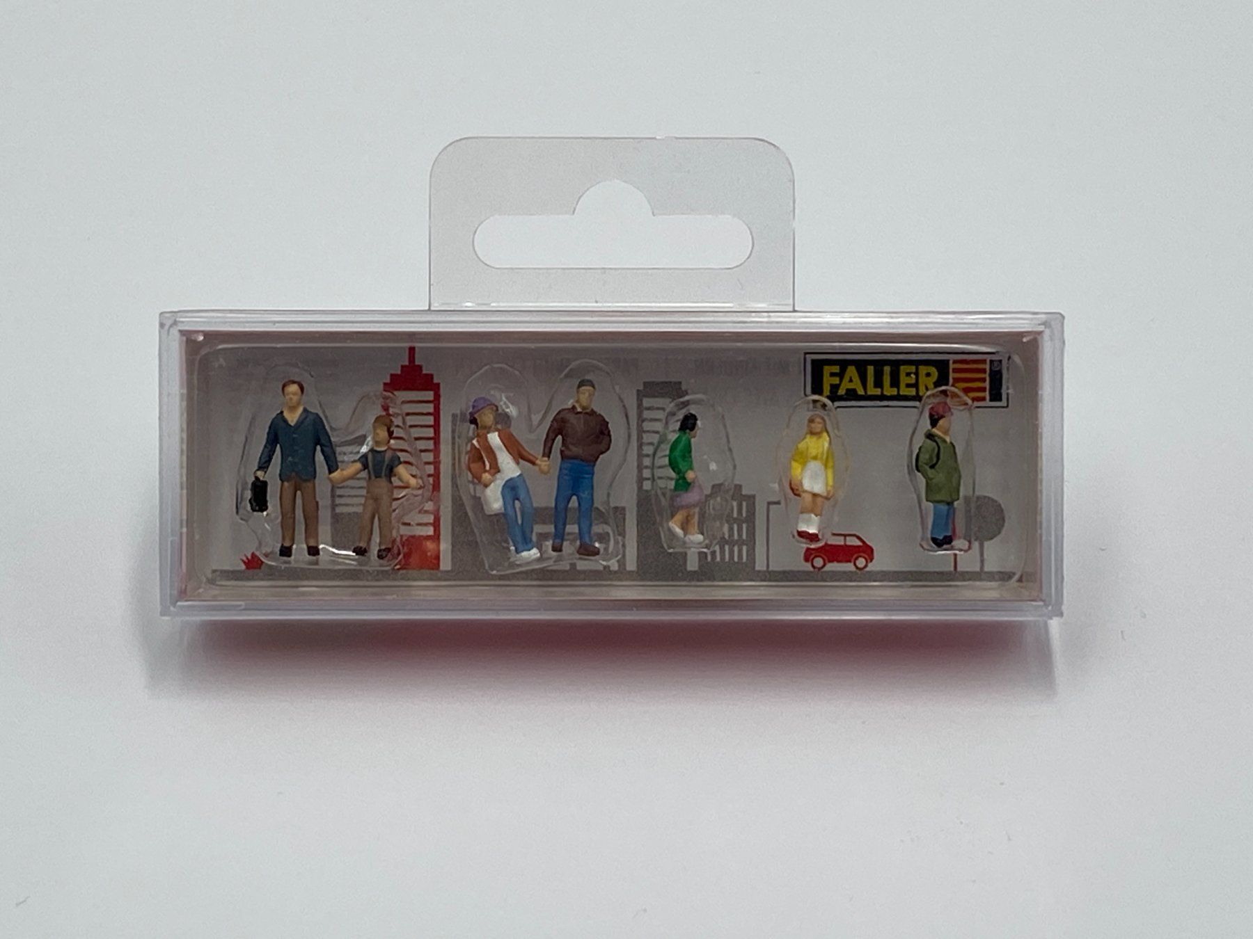 Faller Modelleisenbahnen: Faller 151666 H0 Eltern mit Kindern – Neu und originalverpackt aus Neukirch a.d. Thur von Modellbau-Artikel 1