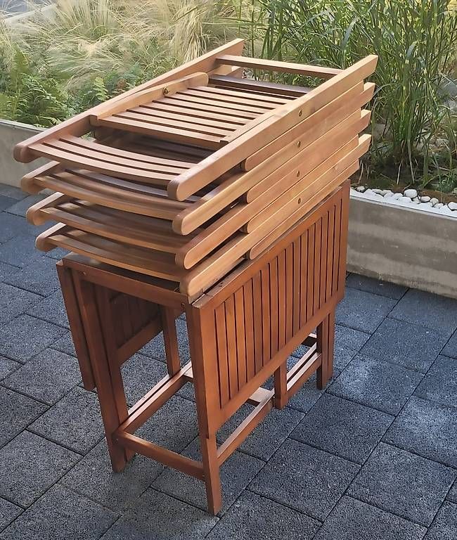 Set di tavolo e panche: Table et quatre chaises pliables – Usato da Cugy VD venduto da deb_7ln6 3