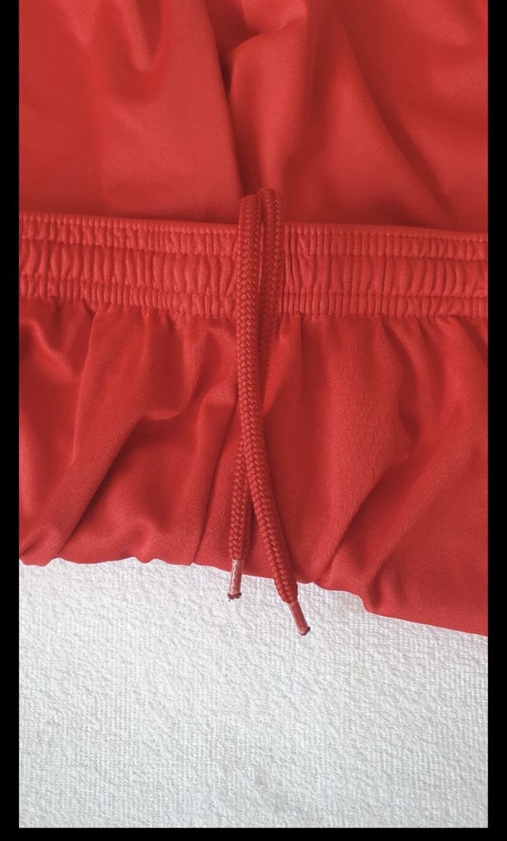 Adidas Pantaloni: bayern münchen shorts G M – Usato da Maienfeld venduto da tobeyl2020 5