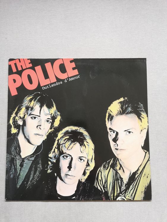 33 tours the police