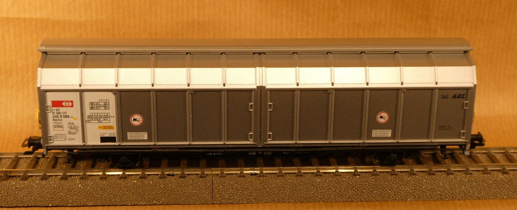 Roco Modellini di ferrovie: Roco 46945 SBB AAE Schiebewandwagen Hbillns – Nuovo (secondo la descrizione) da Muri b. Bern venduto da Malagueno 3
