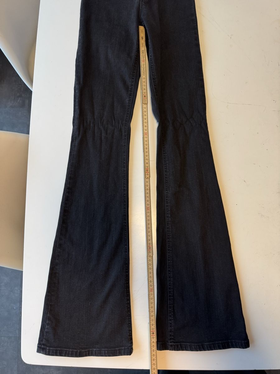 Zara Jeans: Zara High Rise Flare Jeans, extra lang – Neu (gemäss Beschreibung) aus Zürich von forestF4iry 2