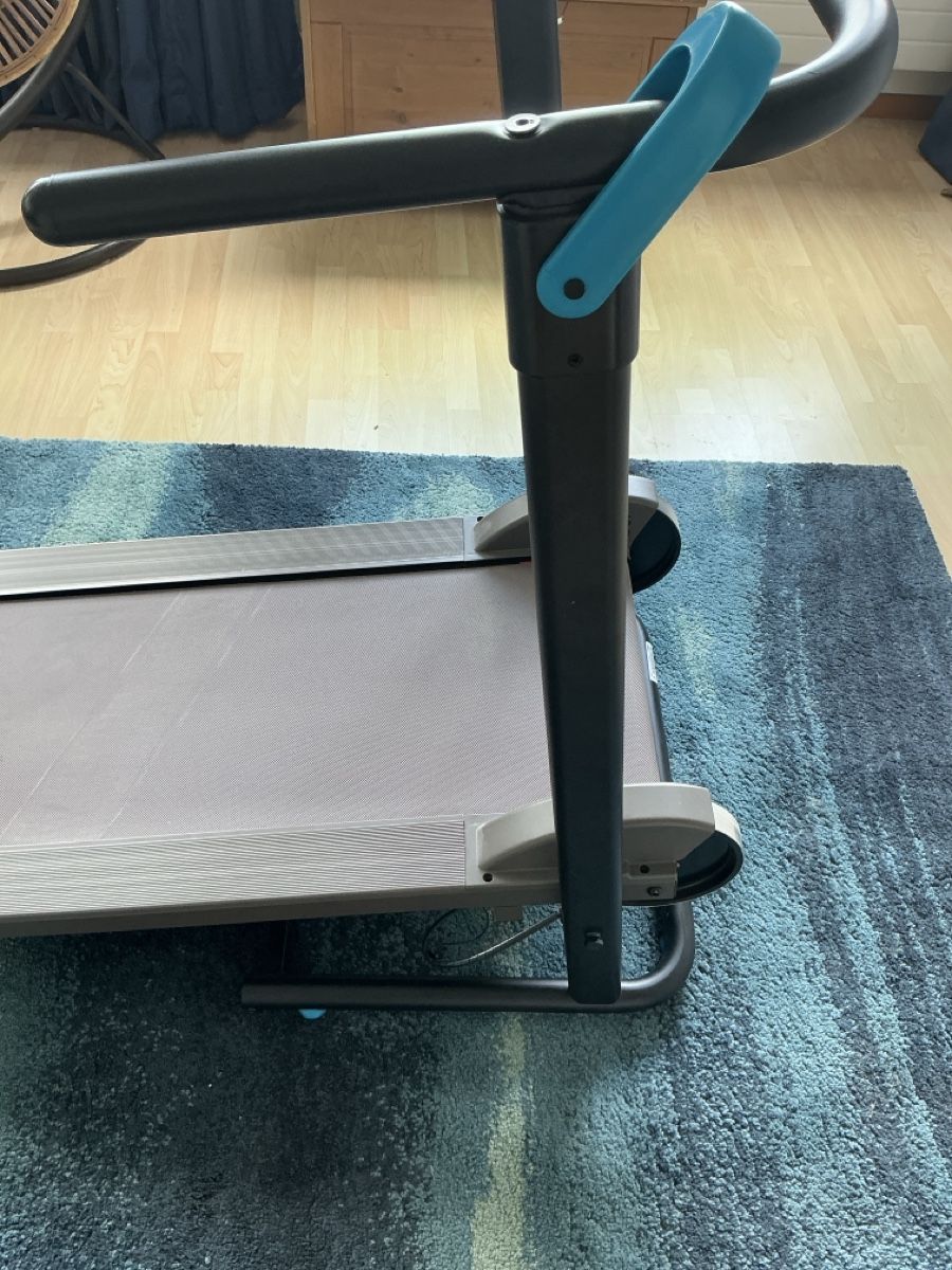 Macchine per carico, silaggio e trasporto: Tapis de course Domyos W100 bon état – Usato da Cormondrèche venduto da lol_b9md 2