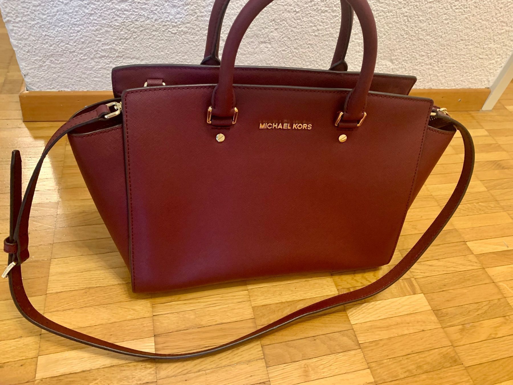Michael Kors Borse da donna: Michael Kors Handtasche in Bordeaux – Usato da St. Gallen venduto da han_7nq6 1