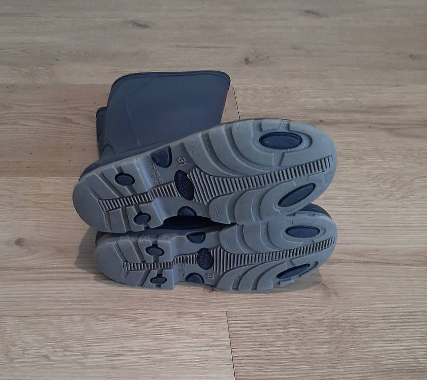 Chaussures garçon: Gummistiefel dunkelblau Gr. 31 – D'occasion à Bütschwil par enzian008 2
