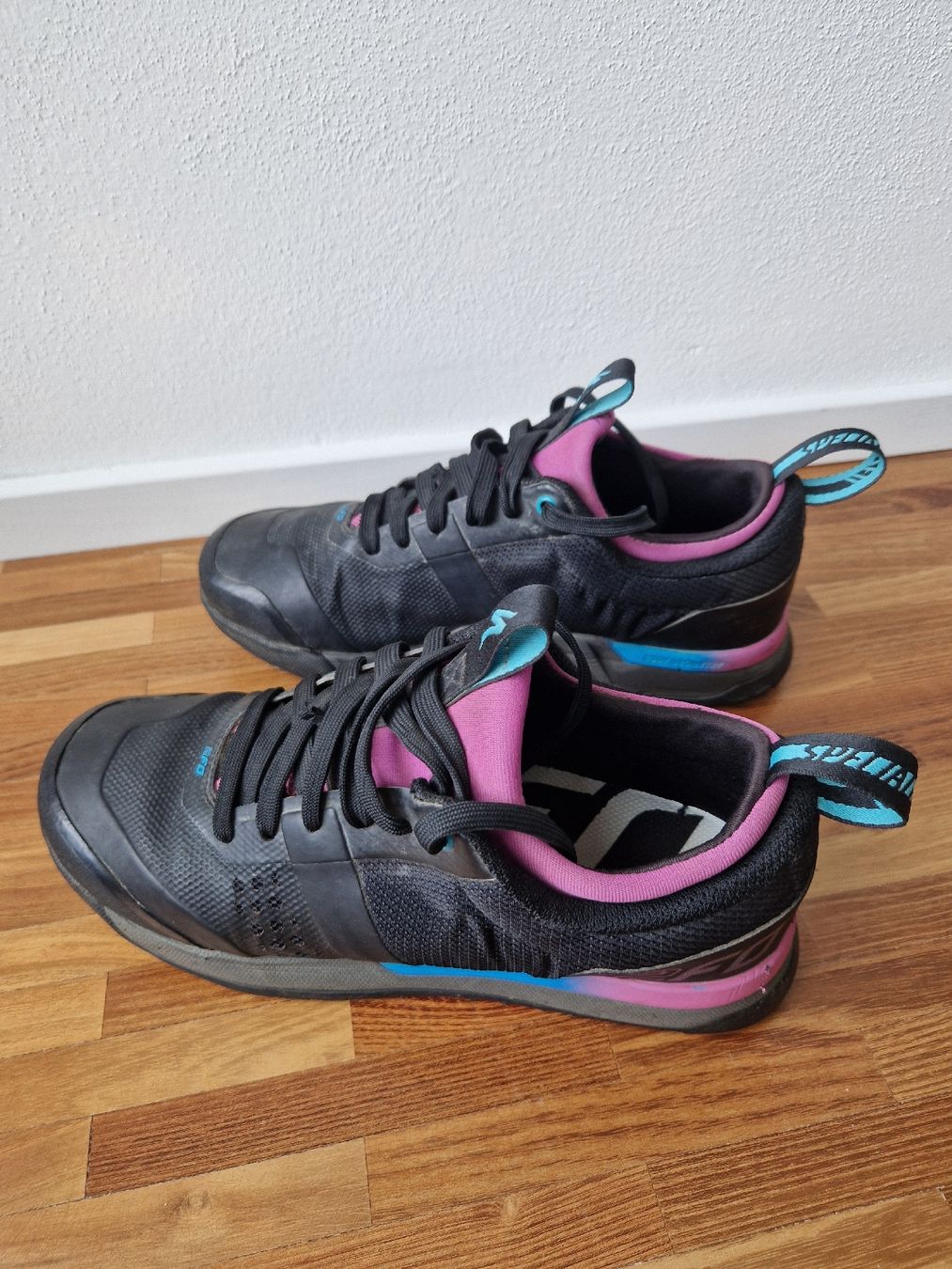 Specialized Scarpe da donna: Specialized Bike Schuhe – Usato da Luzern venduto da e.franziska 1