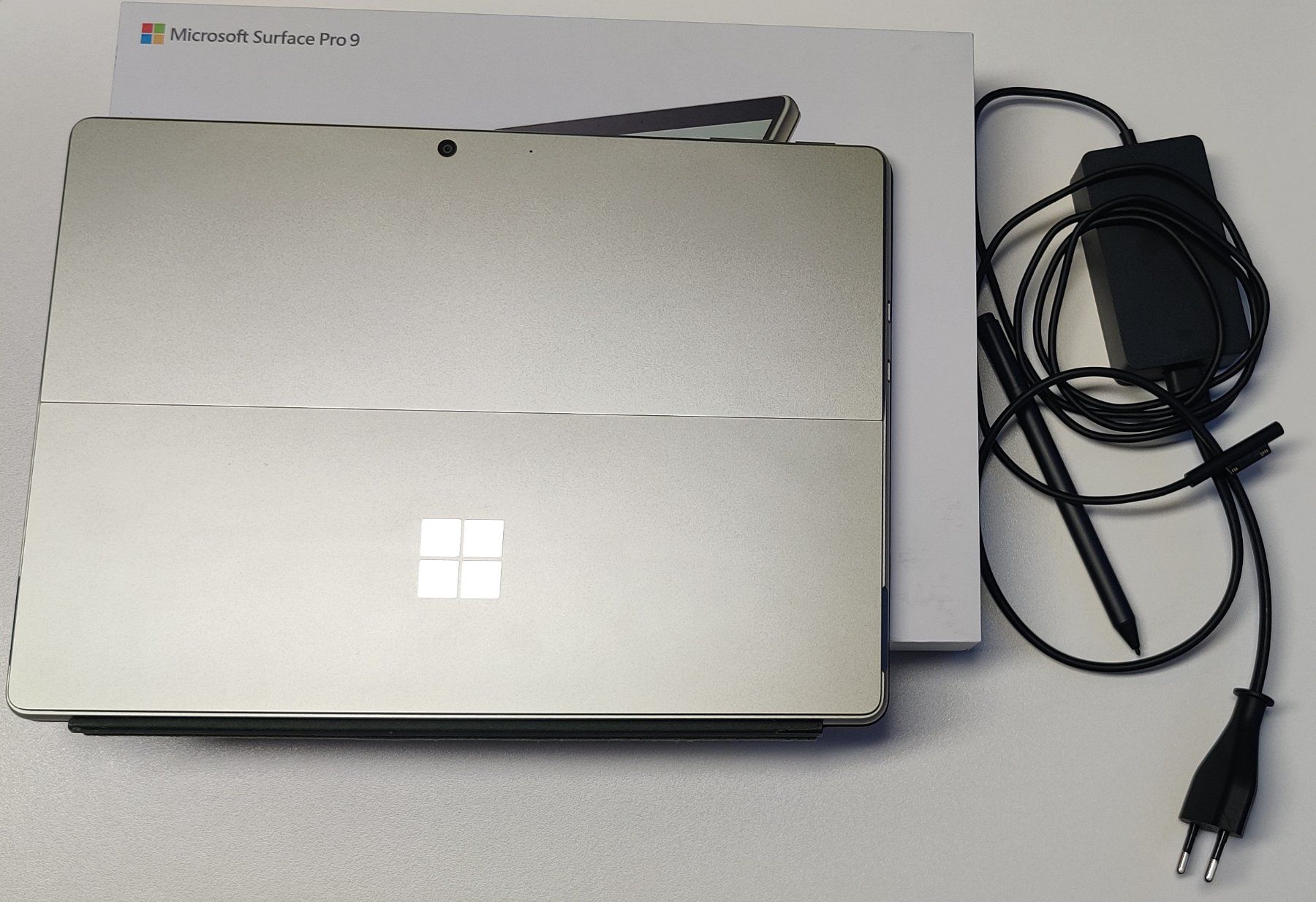 Microsoft Notebooks: Surface Pro 9 - mit Touchscreen, Pen, Keyboard - Top Zustand – Gebraucht aus Grosswangen von vernatsch 1