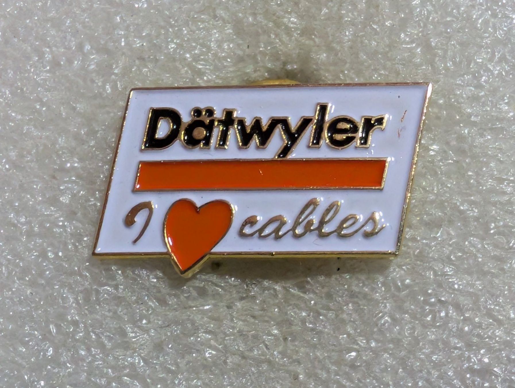 Placchette & Badge: Ansteckpin 242: Dätwyler – Usato da Oppligen venduto da Pin-Fall-Shop
