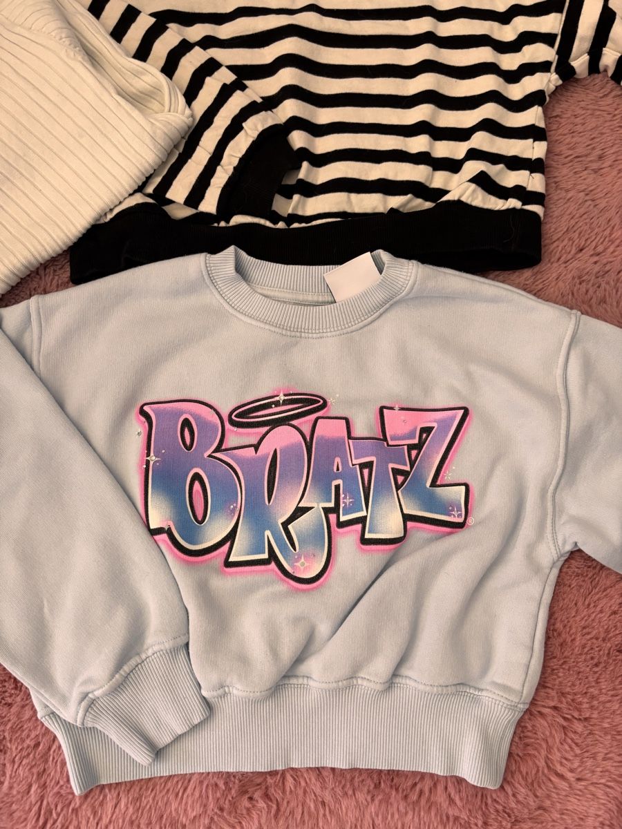 Zara Kleiderpakete & -sets: Pullover Set Mädchen Grösse 128 bis 134  – Gebraucht aus Weisslingen von Yuna123 1