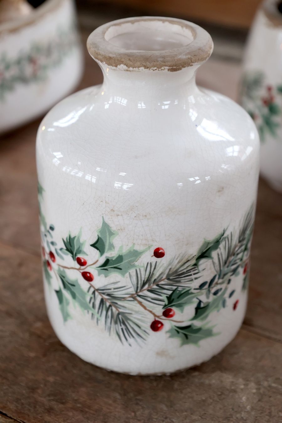 Vase & Récipients: Chic Antique Vase mit Stechpalme – Neuf avec emballage d'origine à Innertkirchen par Glatthard-Interior 1