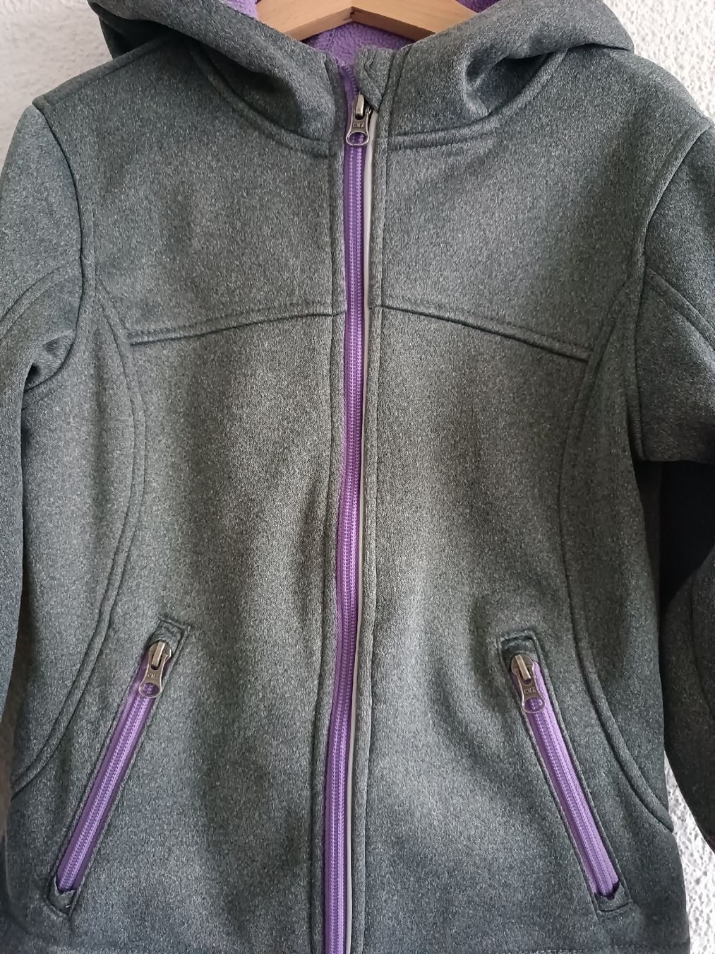 Giacche & Cappotti: Softshelljacke Gr 122/128 – Usato da Binz venduto da julijuli 4