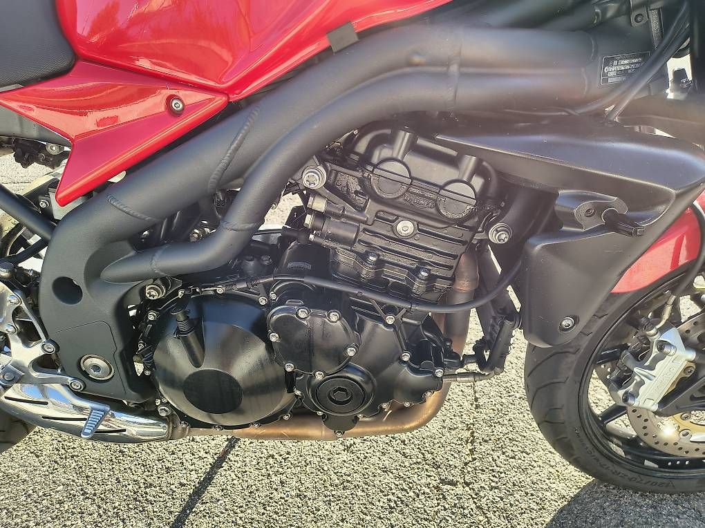 Strada: Speed triple 1050 pots Arrow – Usato da Biel/Bienne venduto da Djai 3