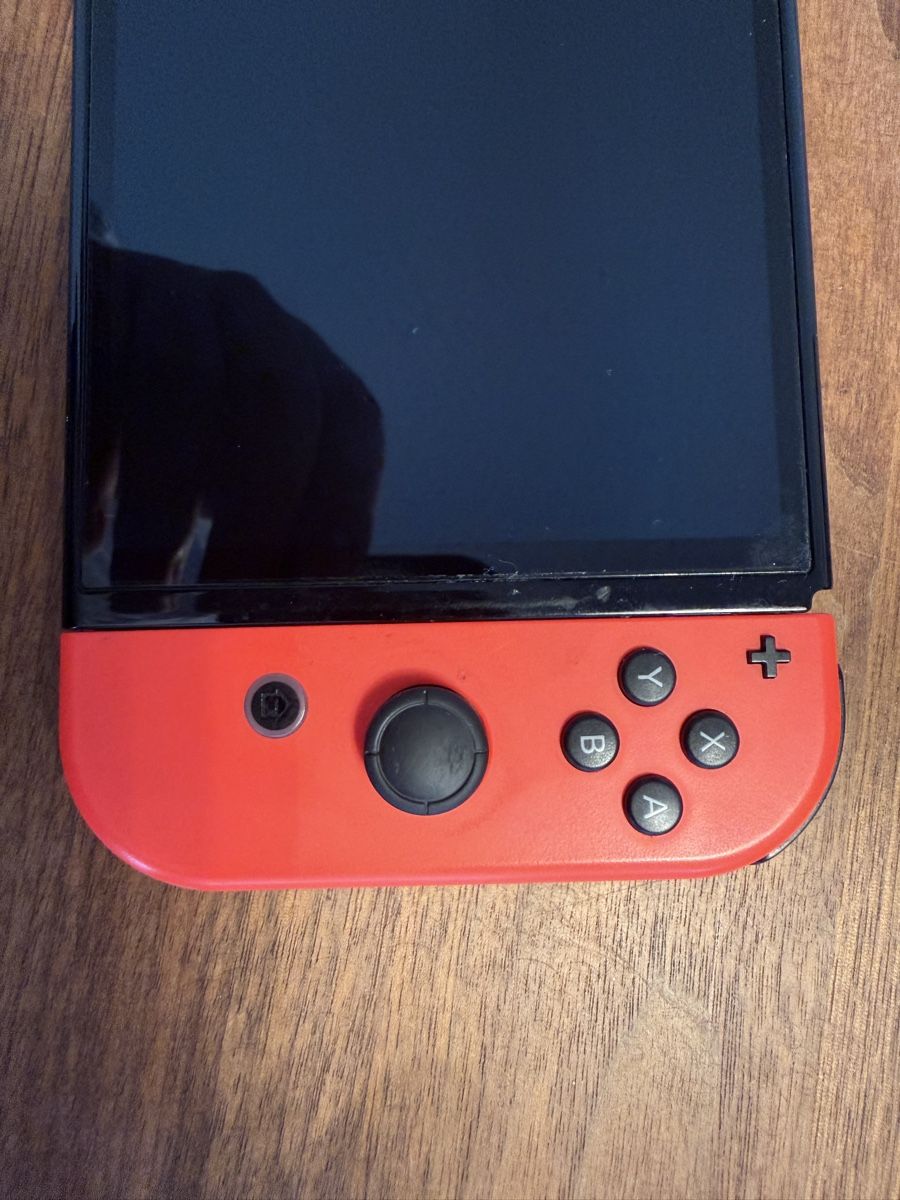 Nintendo Konsolen: Nintendo Switch OLED Console Set – Gebraucht aus Zürich von elihaf 4