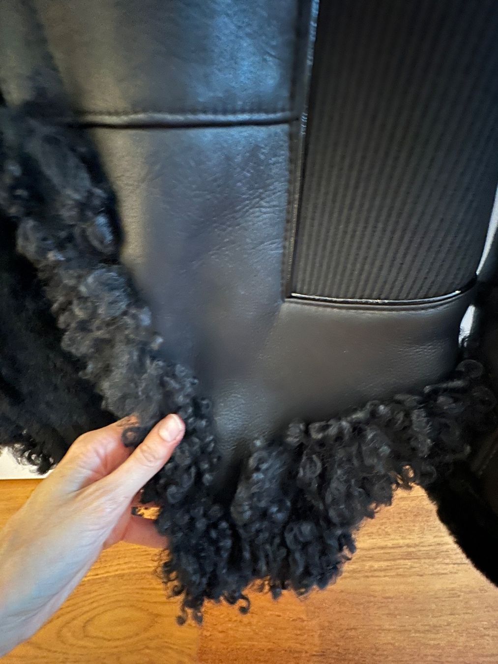 Versace Giacche: Versace leather and shearling jacket – Usato da Canobbio venduto da Matteo27 2
