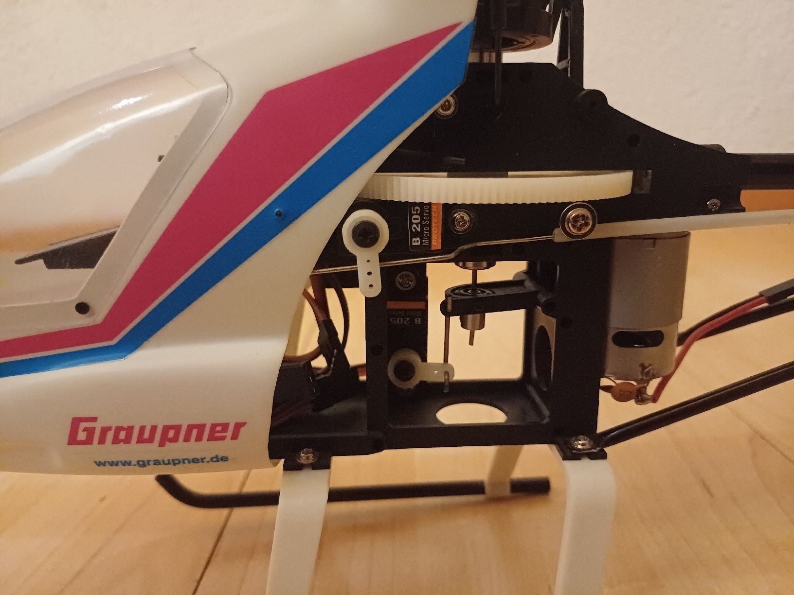 Graupner Modellismo RC: graupner micro star 400 – Nuovo (secondo la descrizione) da Ittigen venduto da mar_hbr9 7