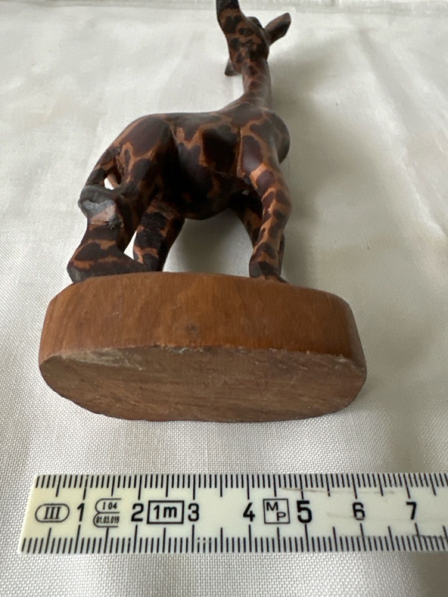 Figuren: Holz Giraffe, Handarbeit, Deko Objekt, Geschenkidee! – Gebraucht aus Zürich von Chaeffeler 4