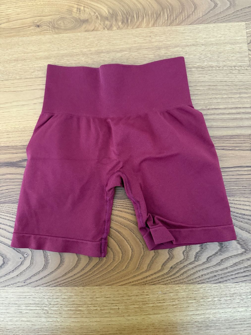 Teveo Leggings: Teveo Shorts, size XS – Usato da Sissach venduto da laura.x4
