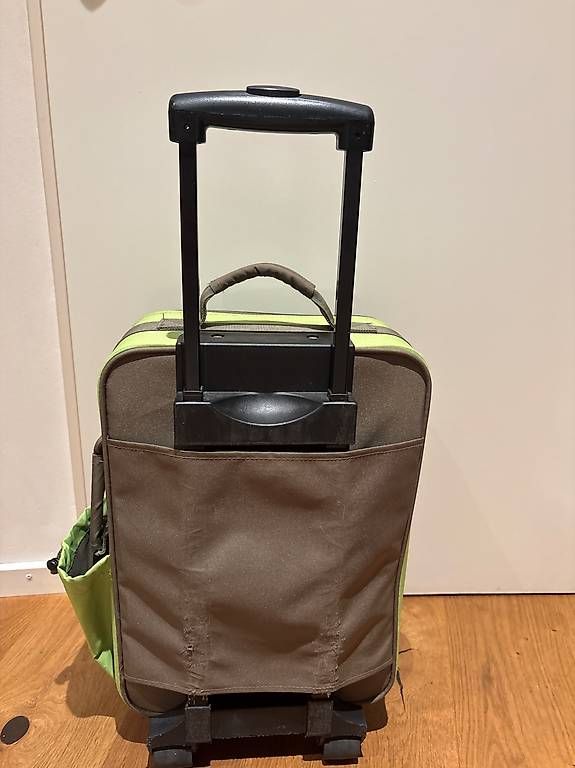 Valises de voyage: Kinderkoffer  – D'occasion à Wädenswil par mar_9xg7 1