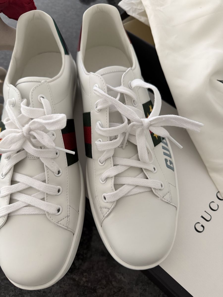 Gucci Herrenschuhe: Baskets basses Gucci blanches cuir taille 47 bon état – Neu (gemäss Beschreibung) aus La Chaux-de-Fonds von emi_xh5h 3