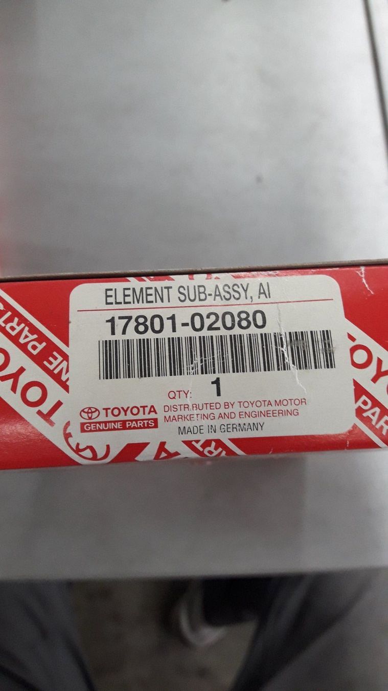 Ventilazione: TOYOTA Luftfilter 17801-02080 – Nuovo e nell'imballaggio originale da Flawil venduto da LG-AG_Teilemarkt