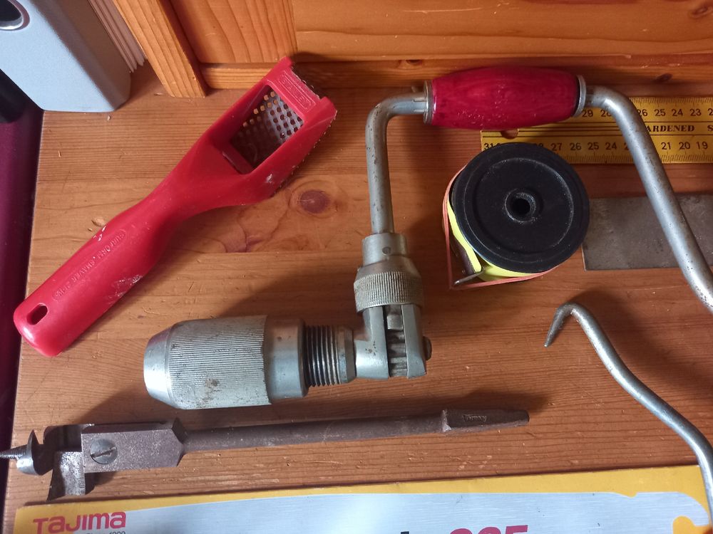 LOT WERKZEUG, TEILS ANTIK UND SPEZIELL | Kaufen auf Ricardo