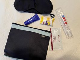 Kosmetik Tasche für Flugzeug Reise Elemis