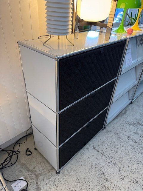 USM Scaffali: USM Haller Sideboard mit Soft Panels – Usato da Zollikofen venduto da OberliAG 1