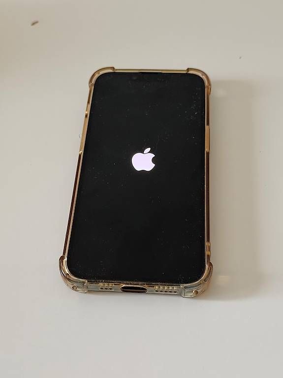 Portables: iPhone 14, 128GB inkl. Schutzhülle – D'occasion à Zurich par zohartze 3