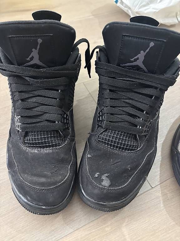 Scarpe da uomo: Jordan 4 Black Cat – Usato da Winterthur venduto da rom_n2yz