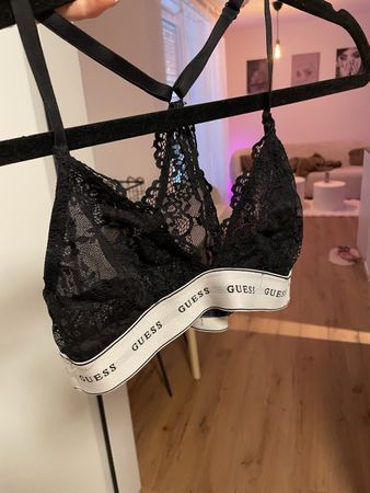 Schwarzer Guess Spitzen BH, Grösse S, neuwertig!