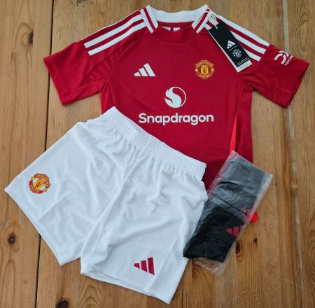 Manchester United Komplettdress NEU Gr. 116 adidas England