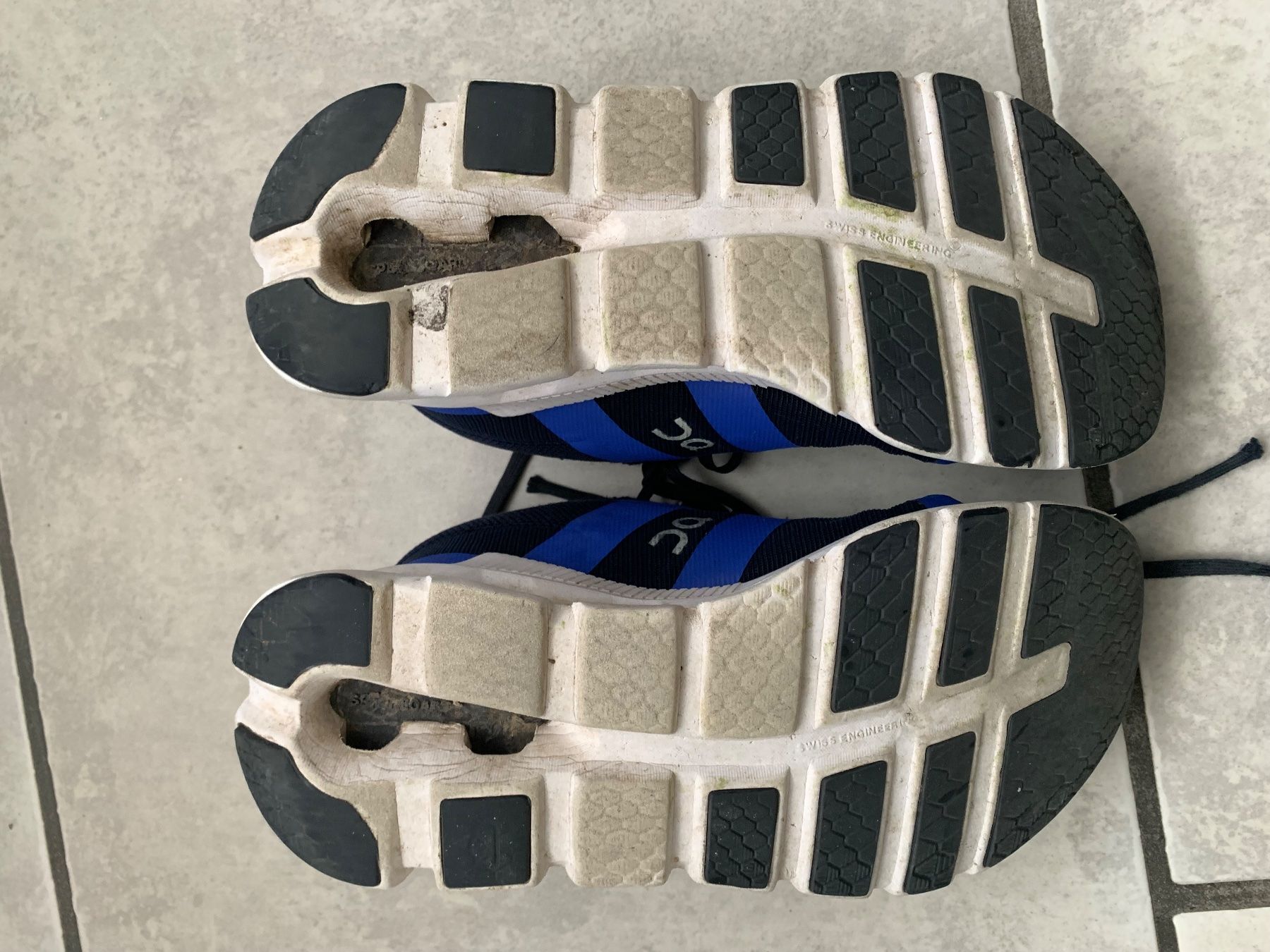 On Scarpe per ragazze: ON Cloudrunner Laufschuhe Gr. 37 – Usato da Ettingen venduto da evs_6w9m 7
