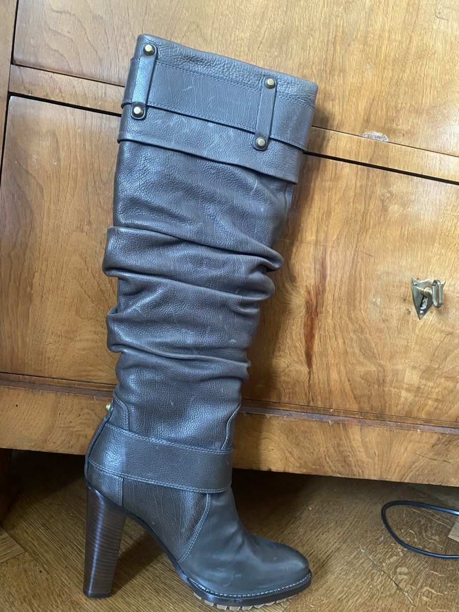 Scarpe da donna: Exklusive Stiefel für Damen  – Nuovo e nell'imballaggio originale da Bern venduto da chr_lz96 1