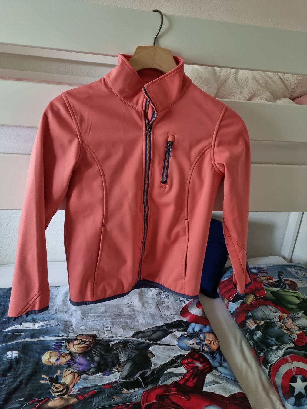 Vestes & Manteaux: Softshelljacke Mädchen, Grösse 134/140 – Neuf (Voir description) à Ostermundigen par aydin014