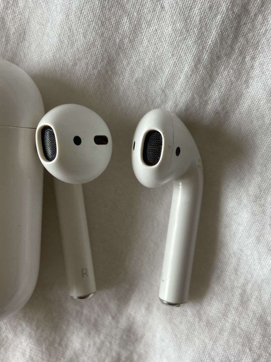 Apple Cuffie: Apple Airpods Gen. 1 – Usato da Spiegel b. Bern venduto da pre1ovedthreads 2