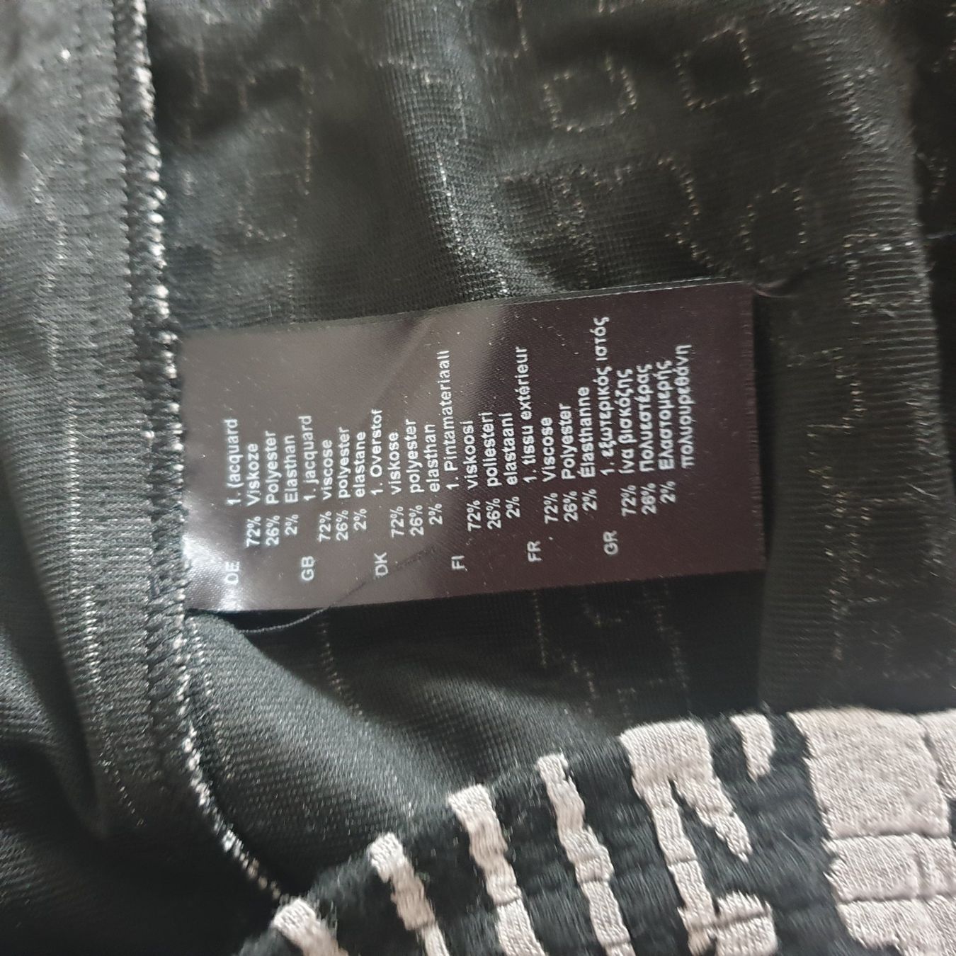 Kleider: VETONO schönes Kleid Gr. III – Gebraucht aus Frenkendorf von Chrigeli01 4