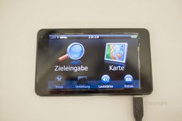 Garmin Nüvi 3760 mit Zubehör