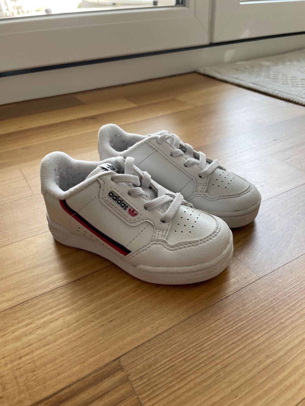 Adidas Scarpe per ragazzi: Adidas Continental 80 Turnschuhe – Usato da Buchs SG venduto da VintageHomeCH