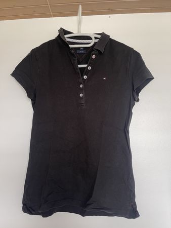 schwarze t shirts