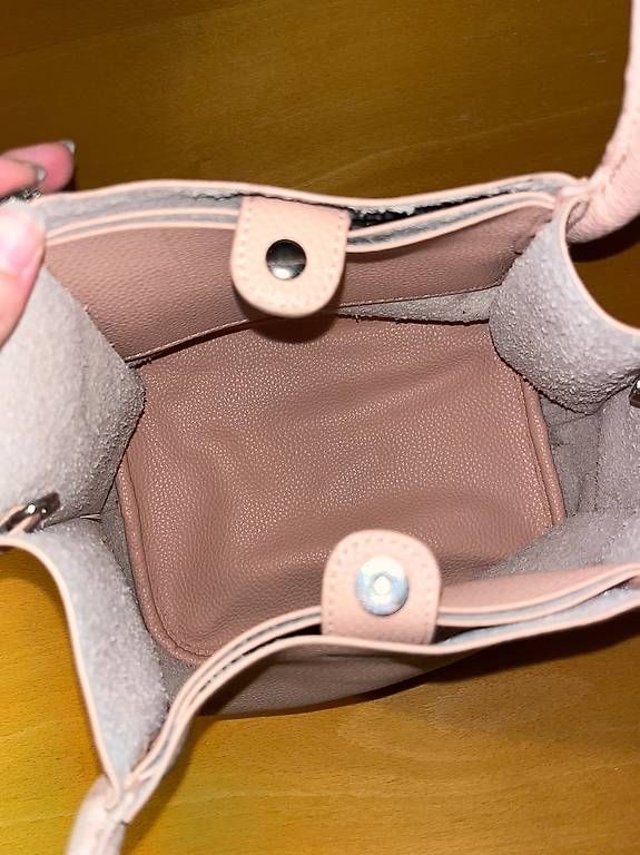 Borse da donna: ROSA HANDTASCHE MIT QUASTE – Usato da Maur venduto da tab_z9rh 4