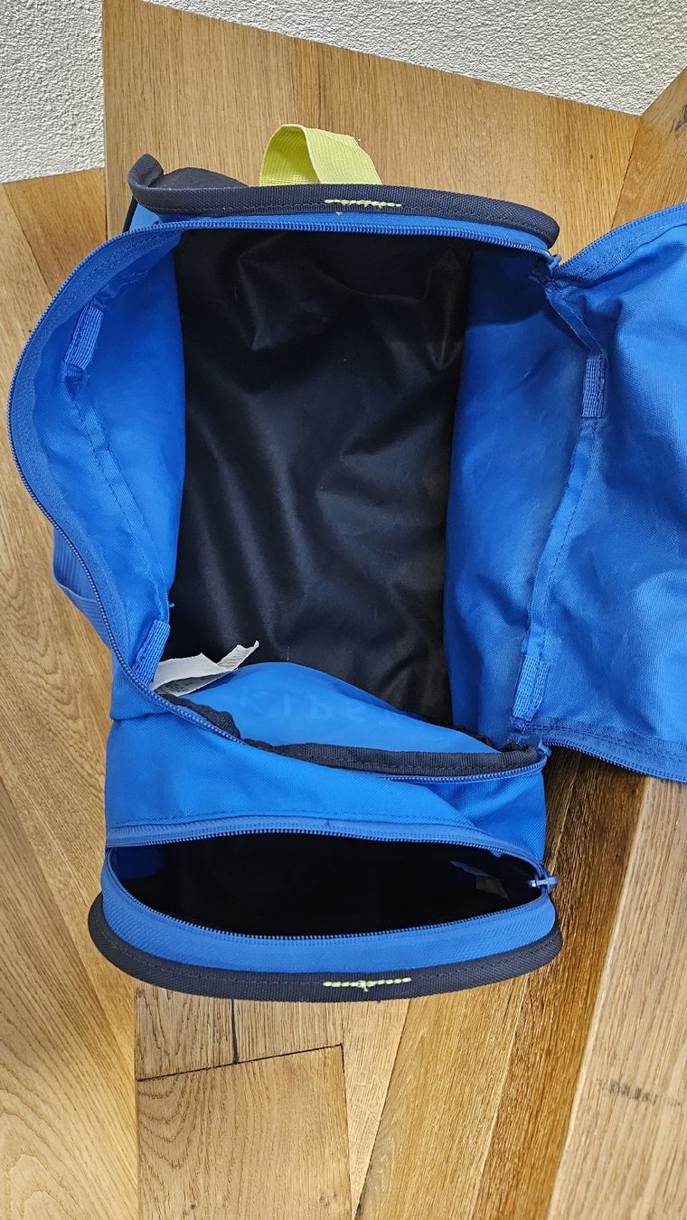 Borse & Zaini: Kipsta Sporttasche, neuwertig – Usato da Rickenbach LU venduto da tramonto5 2