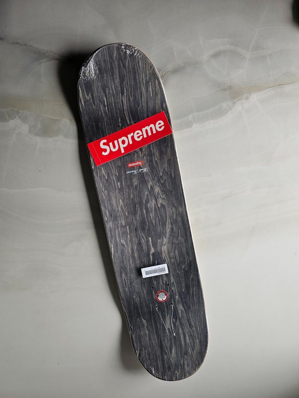 Supreme Skateboards: Supreme Apes Skateboard Deck Day – Neu und originalverpackt aus Zürich von TrueTrade 1
