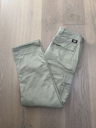 Cargohose von Dickies in beige