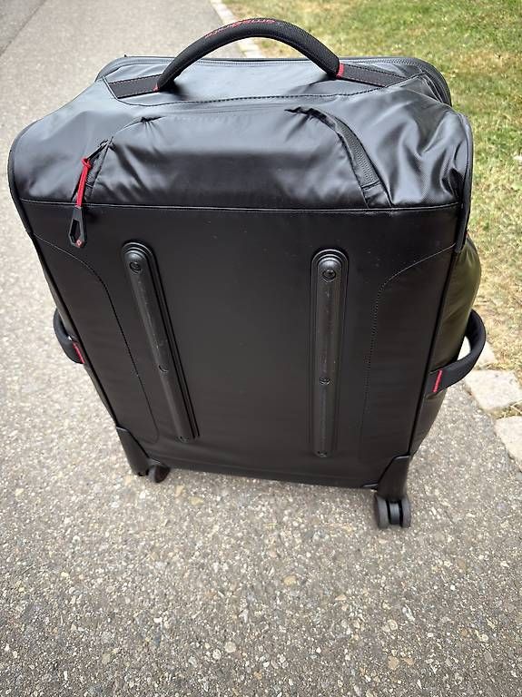 Valigie: Samsonite Paradiver Light Rucksack,Koffer 4 Rollen  – Usato da Männedorf venduto da mih_dv9h 3