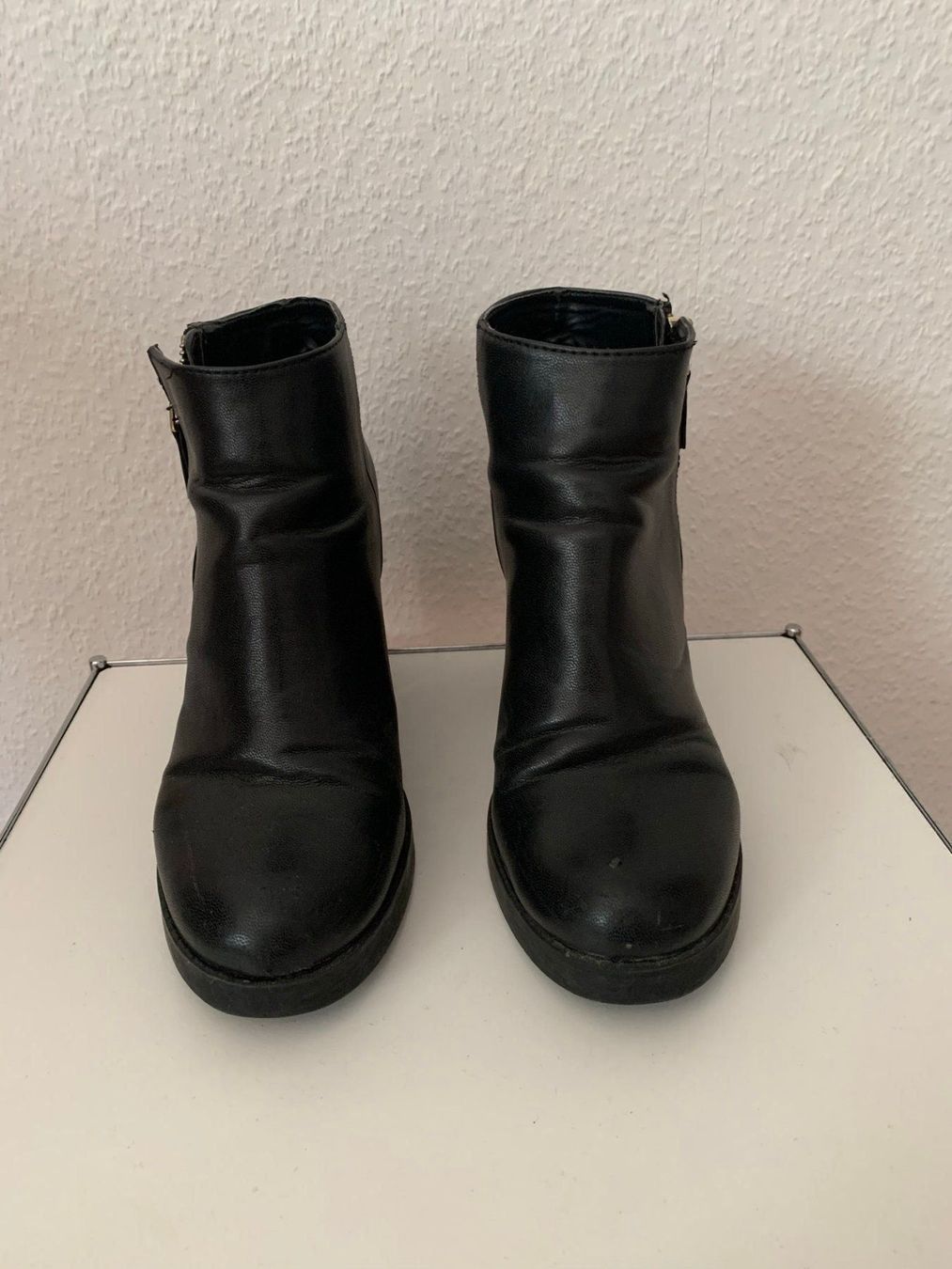 Chaussures femmes: PULL & BEAR - Stiefelette schwarz 37 – D'occasion à Zürich par Diazaio 2