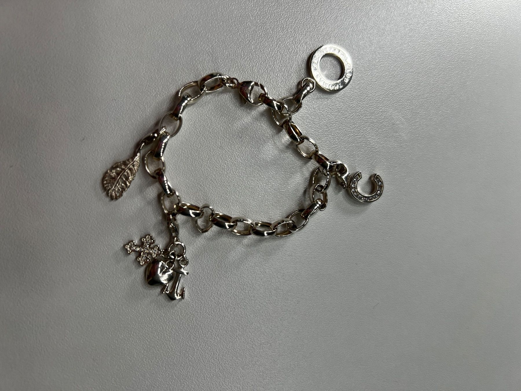 Thomas Sabo Bracciali & Braccialetti: Thomas Sabo Charm-Armband silber mit Anhänger – Nuovo (secondo la descrizione) da Zürich venduto da C.Bir 1