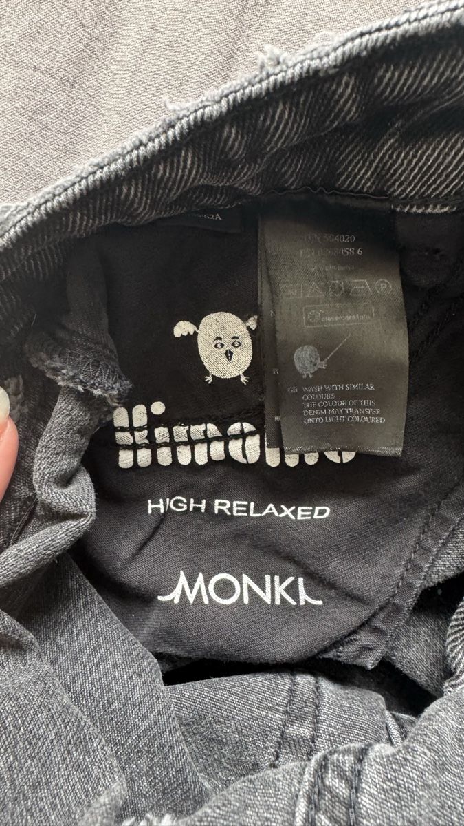 Monki Jeans: Damenjeans Monki High Relaxed Gr. 24 – Gebraucht aus Landquart von Happyhippo42 2